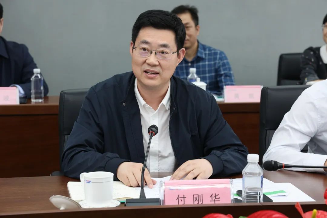 深化产学研合作！中南大学校长、中国工程院院士田红旗率团拜访米兰在线登录-米兰(中国)
智能