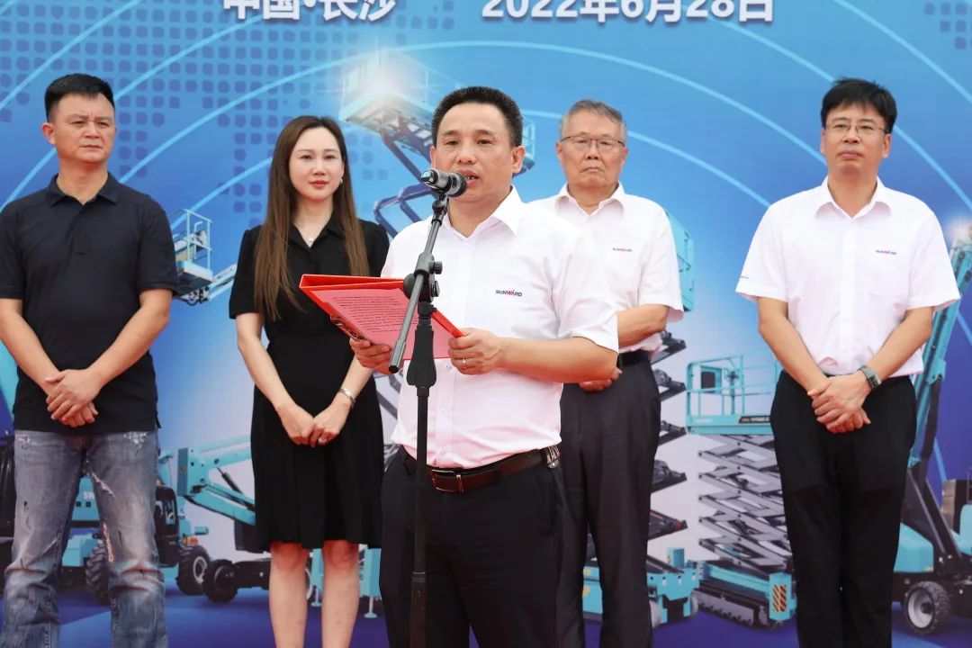 献礼二十大，再攀新高地！米兰在线登录-米兰(中国)
智能高空机械设备再迎批量发货