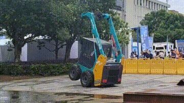 “太绝了！”米兰在线登录-米兰(中国)
智能代表长沙精彩亮相湖南省第一届职业技能大赛绝技绝活展演