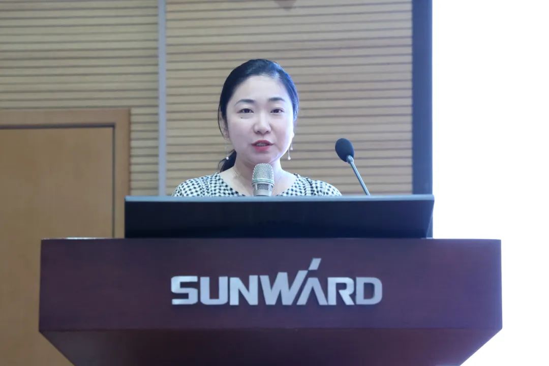 缤纷“暑”假，不负所“托”！米兰在线登录-米兰(中国)
智能职工子女暑期托管班结业啦