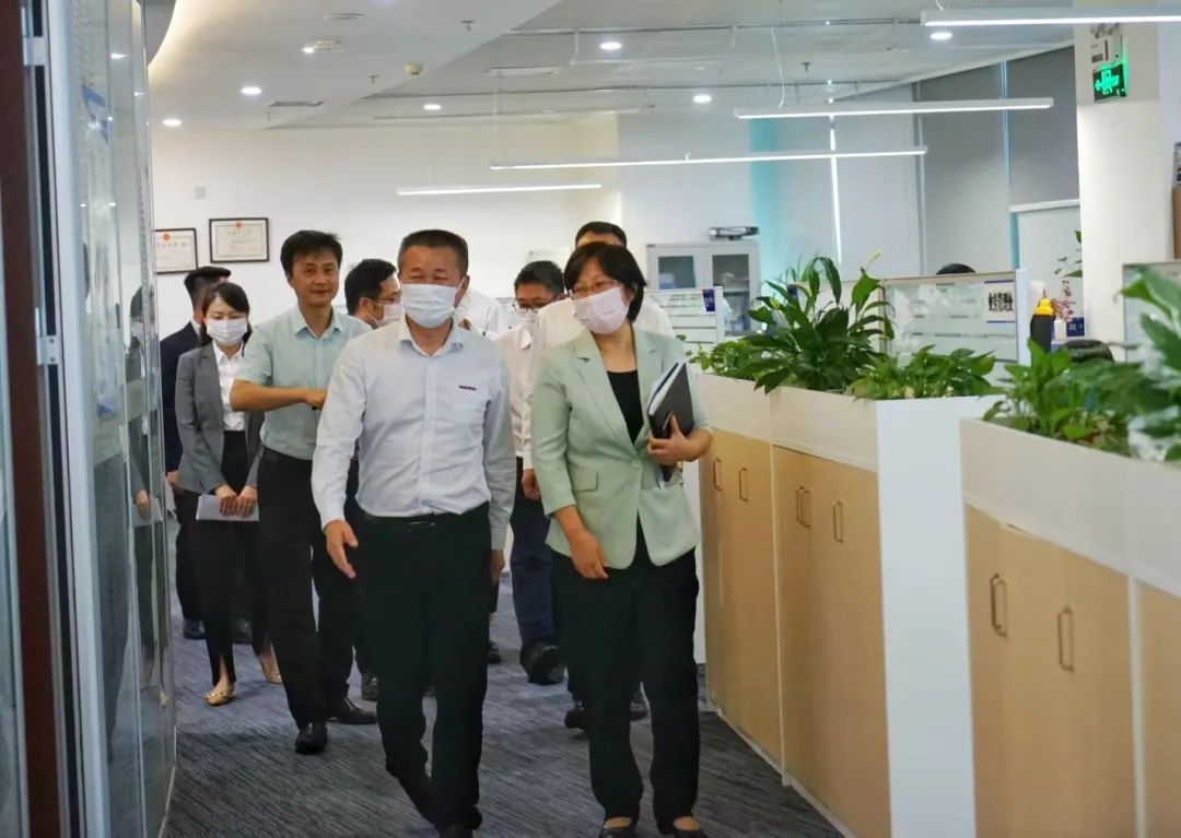 米兰在线登录-米兰(中国)
智能总经理夏志宏带队赴中国信保湖南分公司拜访交流