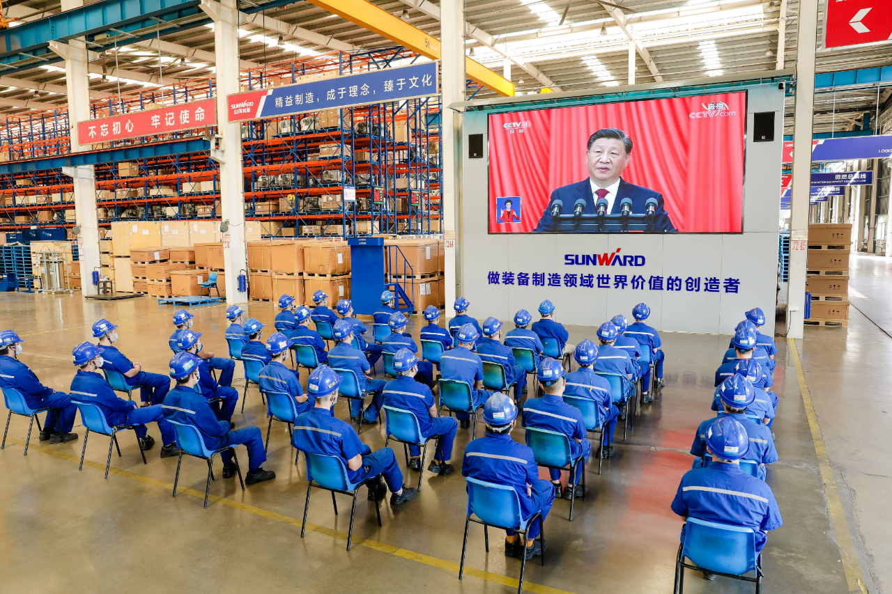 振奋人心！米兰在线登录-米兰(中国)
智能党员干部集中收看党的二十大开幕会盛况