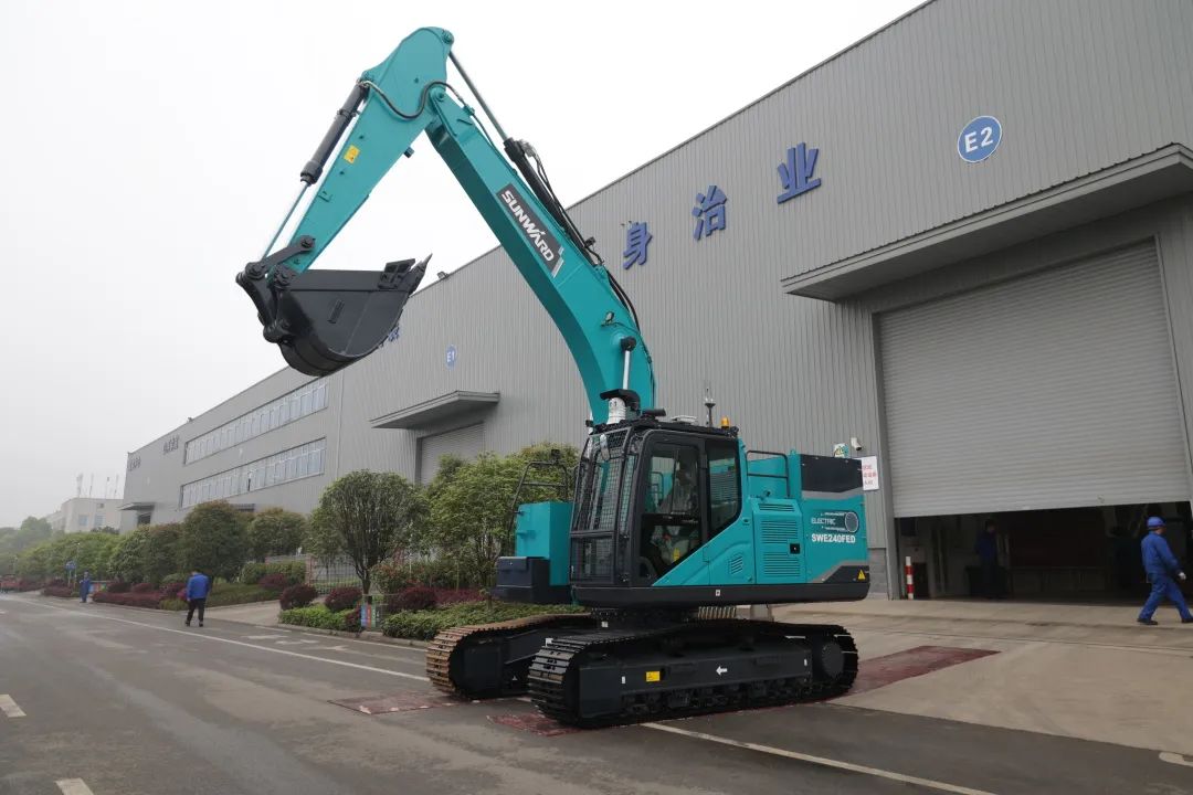 Bauma 2022 | 快来打Call！米兰在线登录-米兰(中国)
智能挖掘机组团申请“出战”