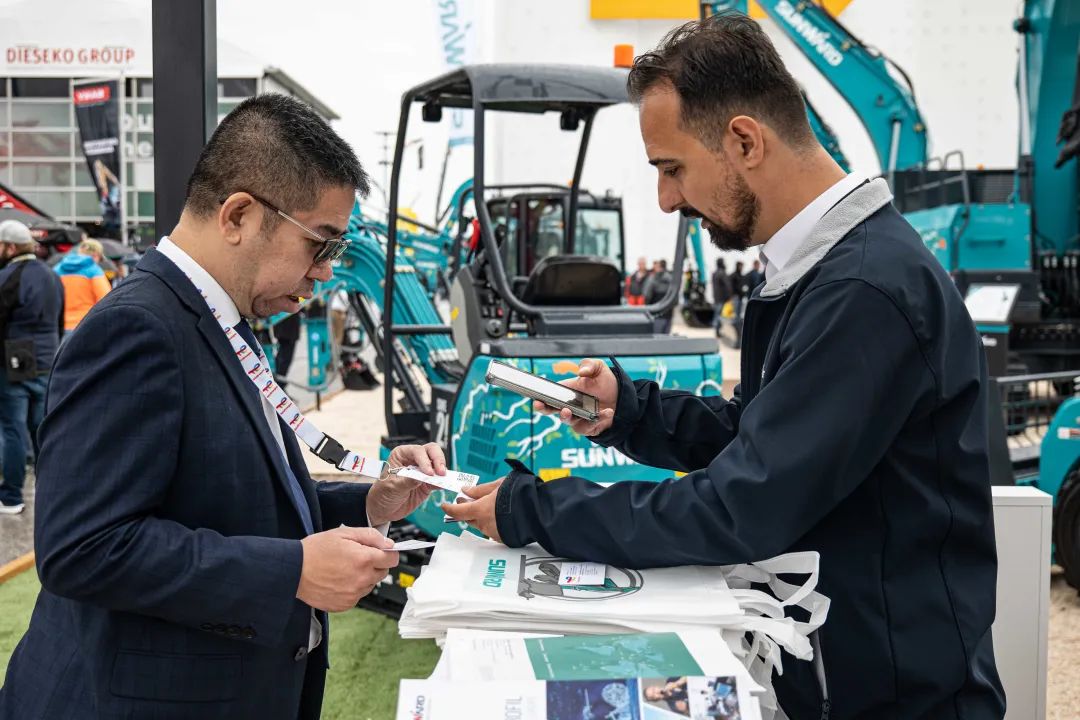 Bauma 2022 | 首次亮相，米兰在线登录-米兰(中国)
智能高空机械受热捧