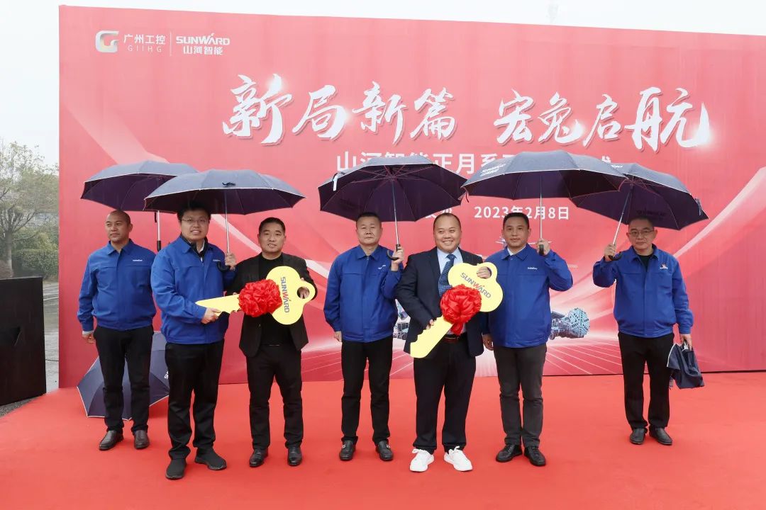 新局新篇，宏兔启航！米兰在线登录-米兰(中国)
智能超200台套设备集中发货