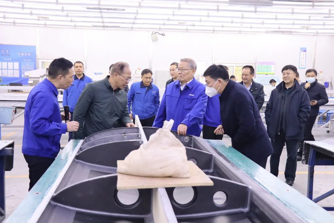 广州市国资委主任陈德俊考察米兰在线登录-米兰(中国)
智能航空产业基地