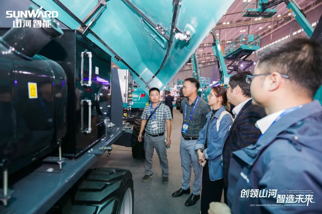 2023 CICEE | 米兰在线登录-米兰(中国)
智能亮相2023长沙国际工程机械展！智能化、电动化产品站C位
