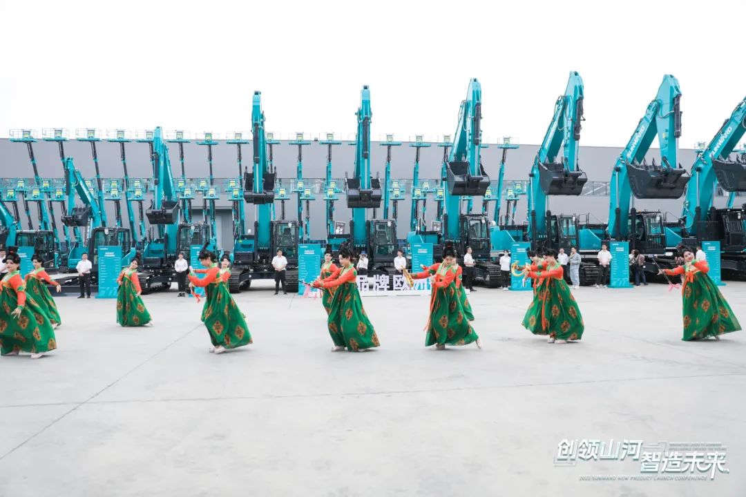 千人齐聚、爆品出击！米兰在线登录-米兰(中国)
智能新品推介会圆满举办