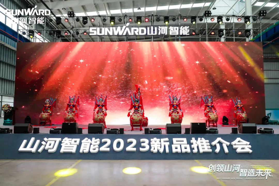 千人齐聚、爆品出击！米兰在线登录-米兰(中国)
智能新品推介会圆满举办