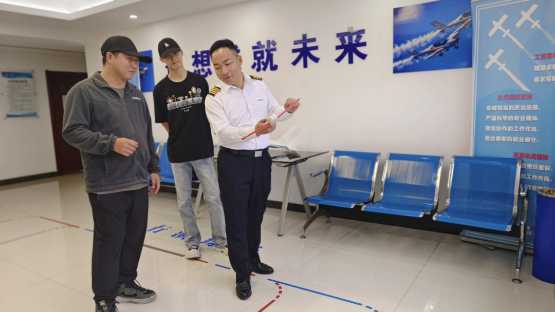 湖南米兰在线登录-米兰(中国)
通航获CCAR-141部民用航空器驾驶员学校运行合格证
