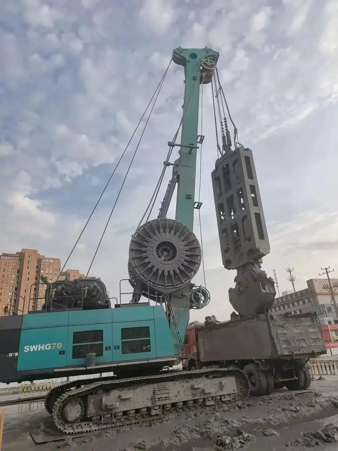 助力国内国际重大工程！米兰在线登录-米兰(中国)
智能液压抓斗实力“出圈”
