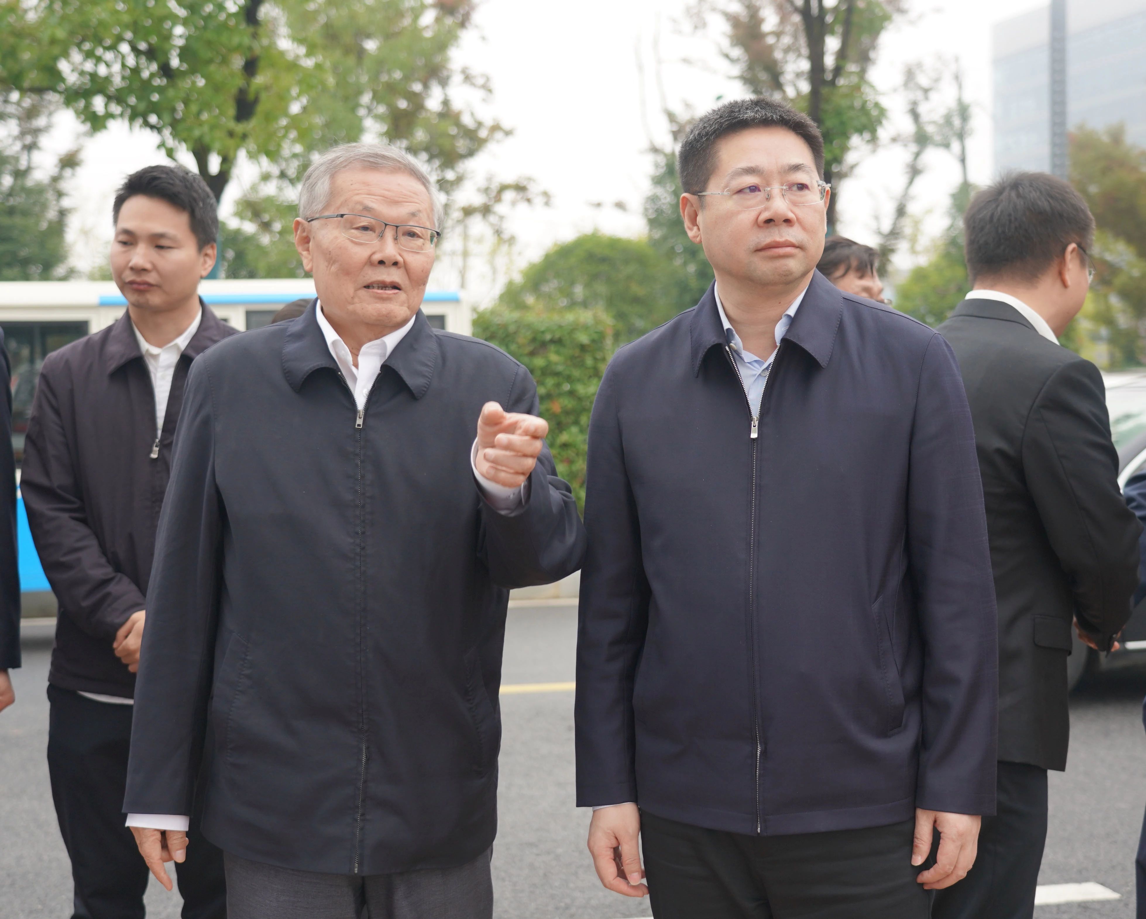 全国节水办主任蒋牧宸调研米兰在线登录-米兰(中国)
智能节水工作