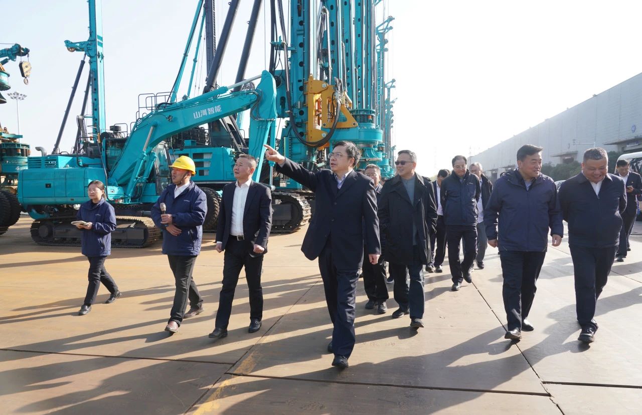 聚焦装备再制造！上海市政协副主席、党组副书记肖贵玉带队调研米兰在线登录-米兰(中国)
智能