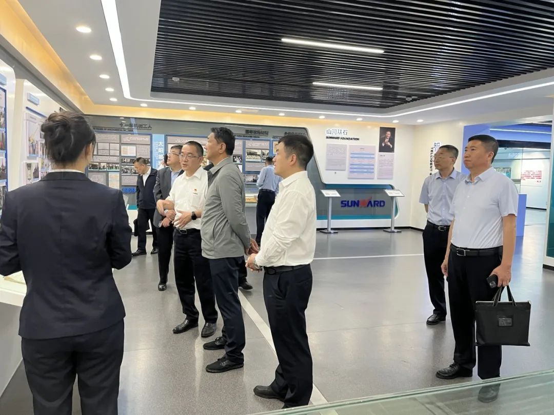 中煤平朔党委书记、董事长陈建一行调研米兰在线登录-米兰(中国)
智能