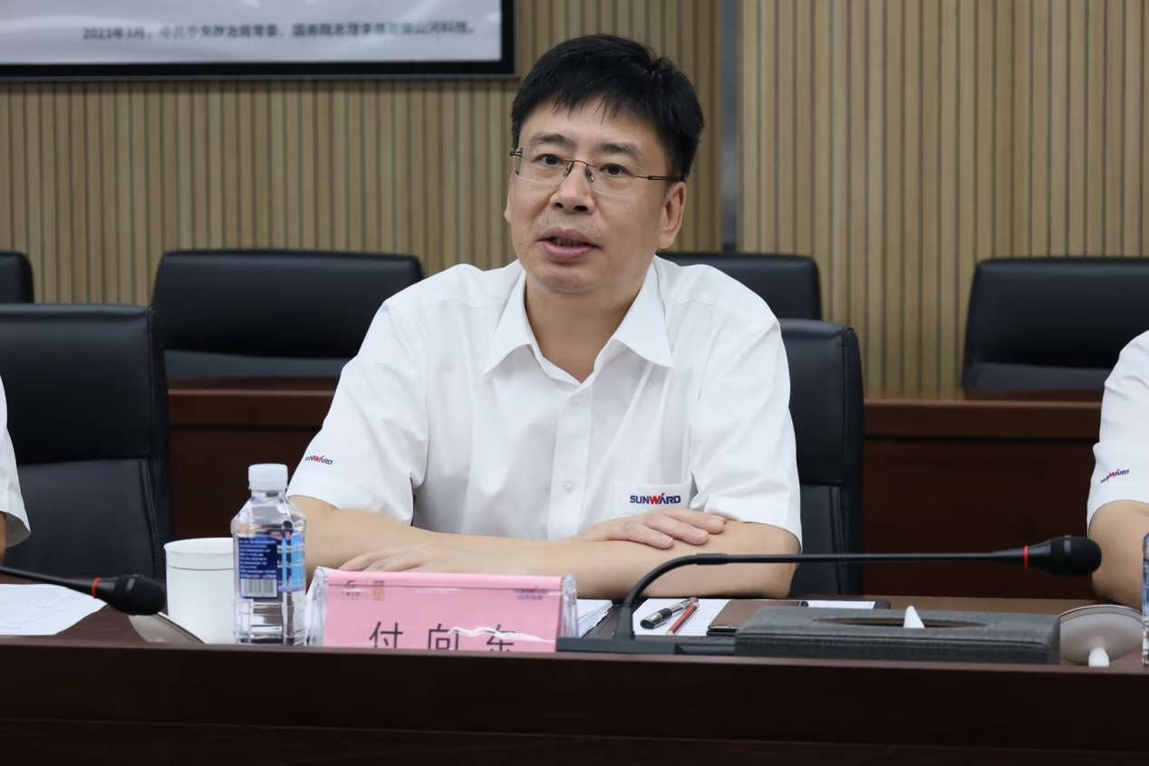 深化交流合作！广州港李明忠副总经理率队莅临米兰在线登录-米兰(中国)
智能考察交流！