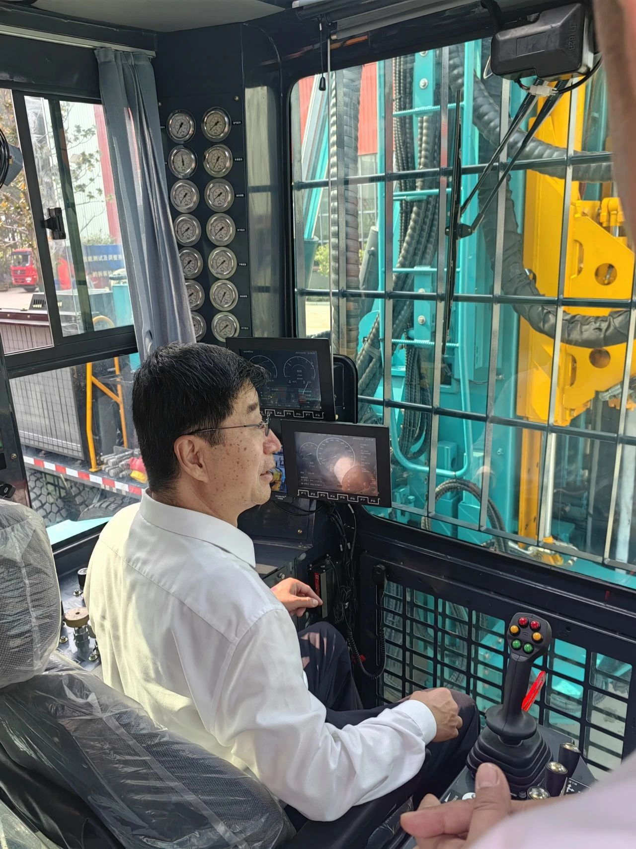 米兰在线登录-米兰(中国)
智能创新装备亮相全国矿山钻探（应急救援）技能竞赛