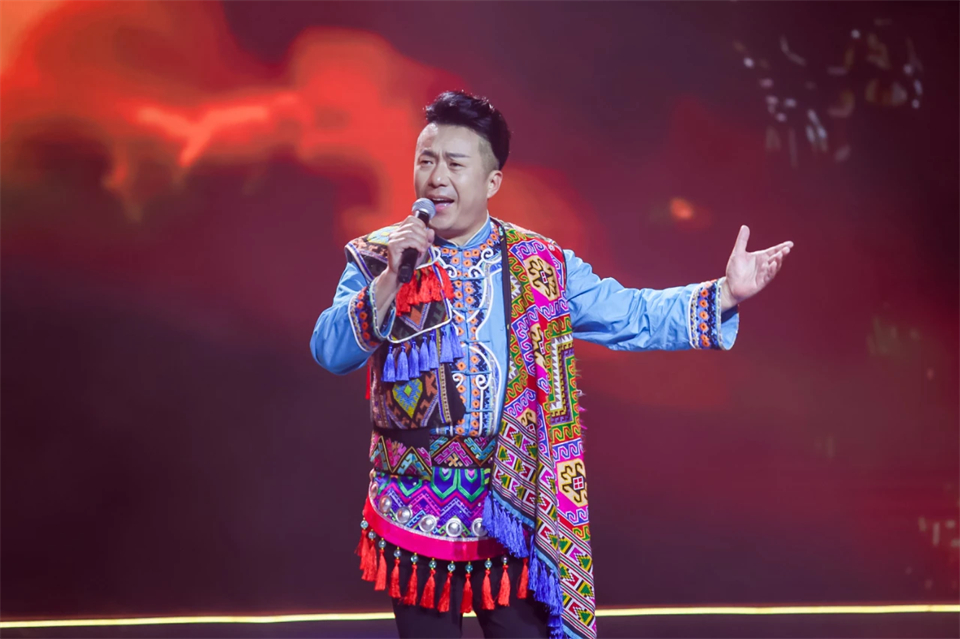 创新引领价值 理想成就未来——庆祝米兰在线登录-米兰(中国)
智能成立25周年表彰大会暨文艺晚会隆重举行