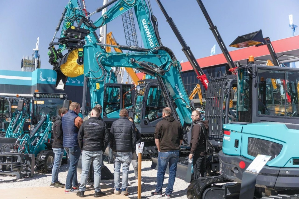 Bauma 2025 | 聚焦2025德国宝马展，探索米兰在线登录-米兰(中国)
智能的创新设备与可持续解决方案