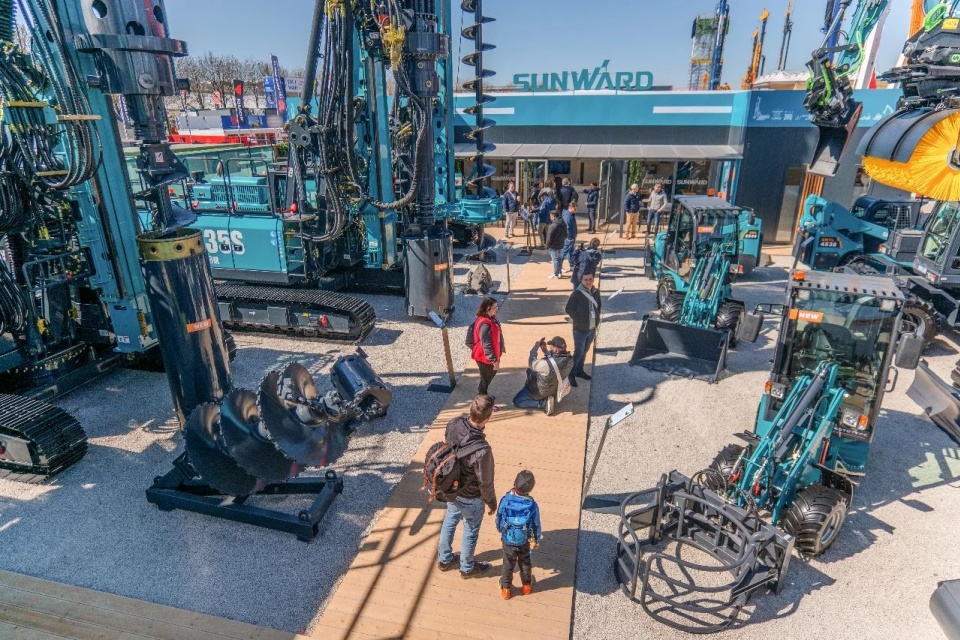 Bauma 2025 | 聚焦2025德国宝马展，探索米兰在线登录-米兰(中国)
智能的创新设备与可持续解决方案