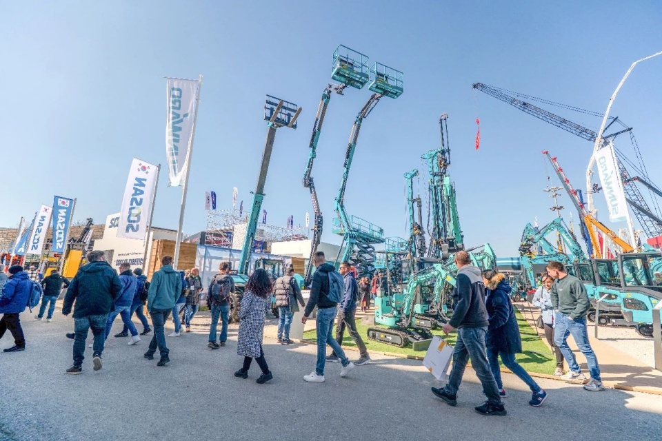 Bauma 2025 | 聚焦2025德国宝马展，探索米兰在线登录-米兰(中国)
智能的创新设备与可持续解决方案