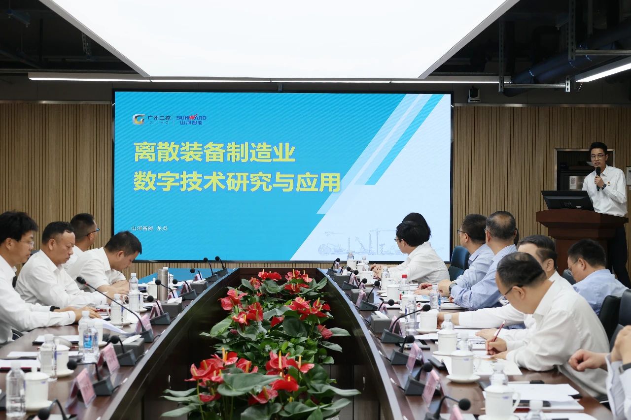 天能控股集团党委书记、董事长张天任率队到访米兰在线登录-米兰(中国)
智能