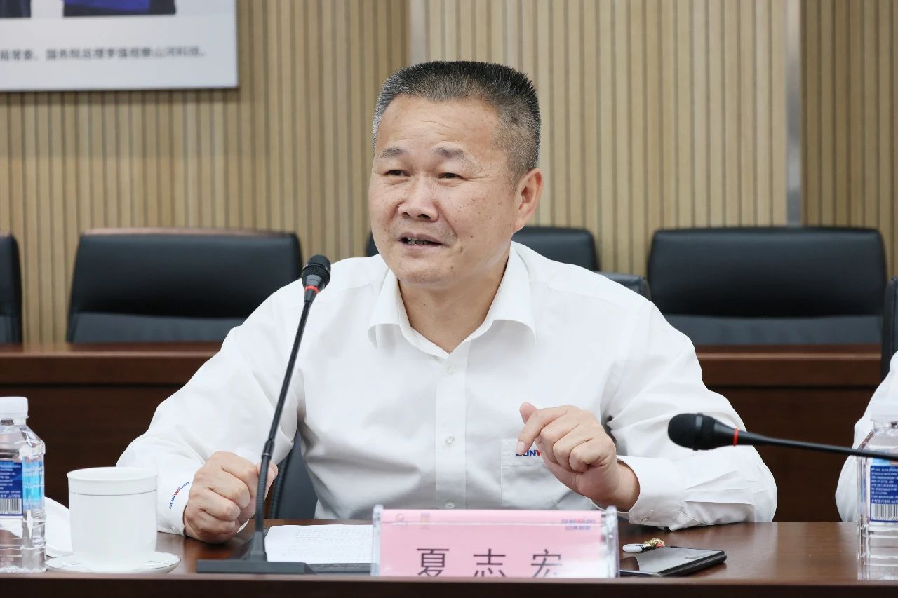 天能控股集团党委书记、董事长张天任率队到访米兰在线登录-米兰(中国)
智能
