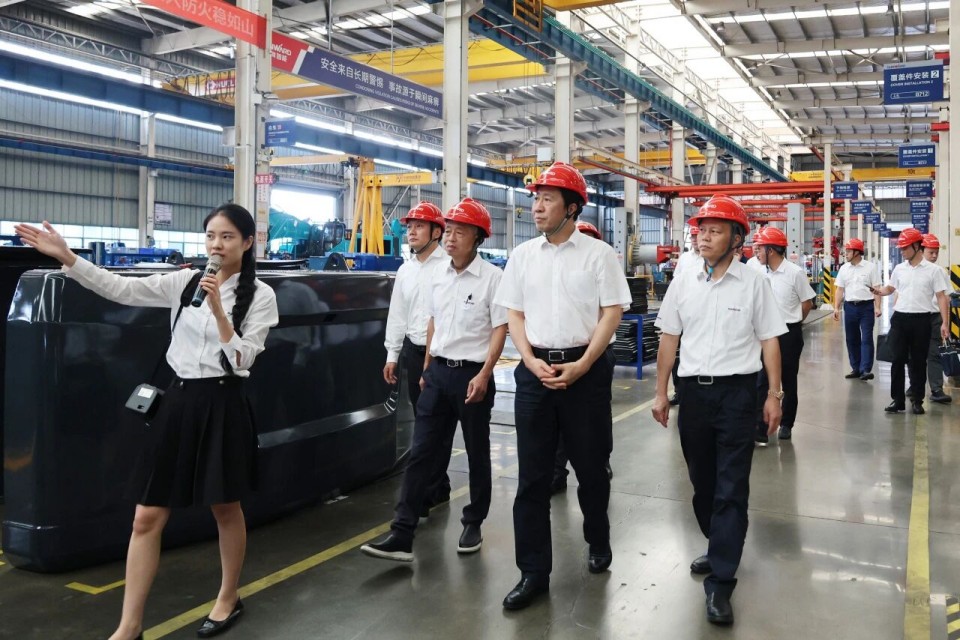 中国煤炭地质总局局长马刚到访米兰在线登录-米兰(中国)
智能，共谋绿色智能矿山装备发展新路径