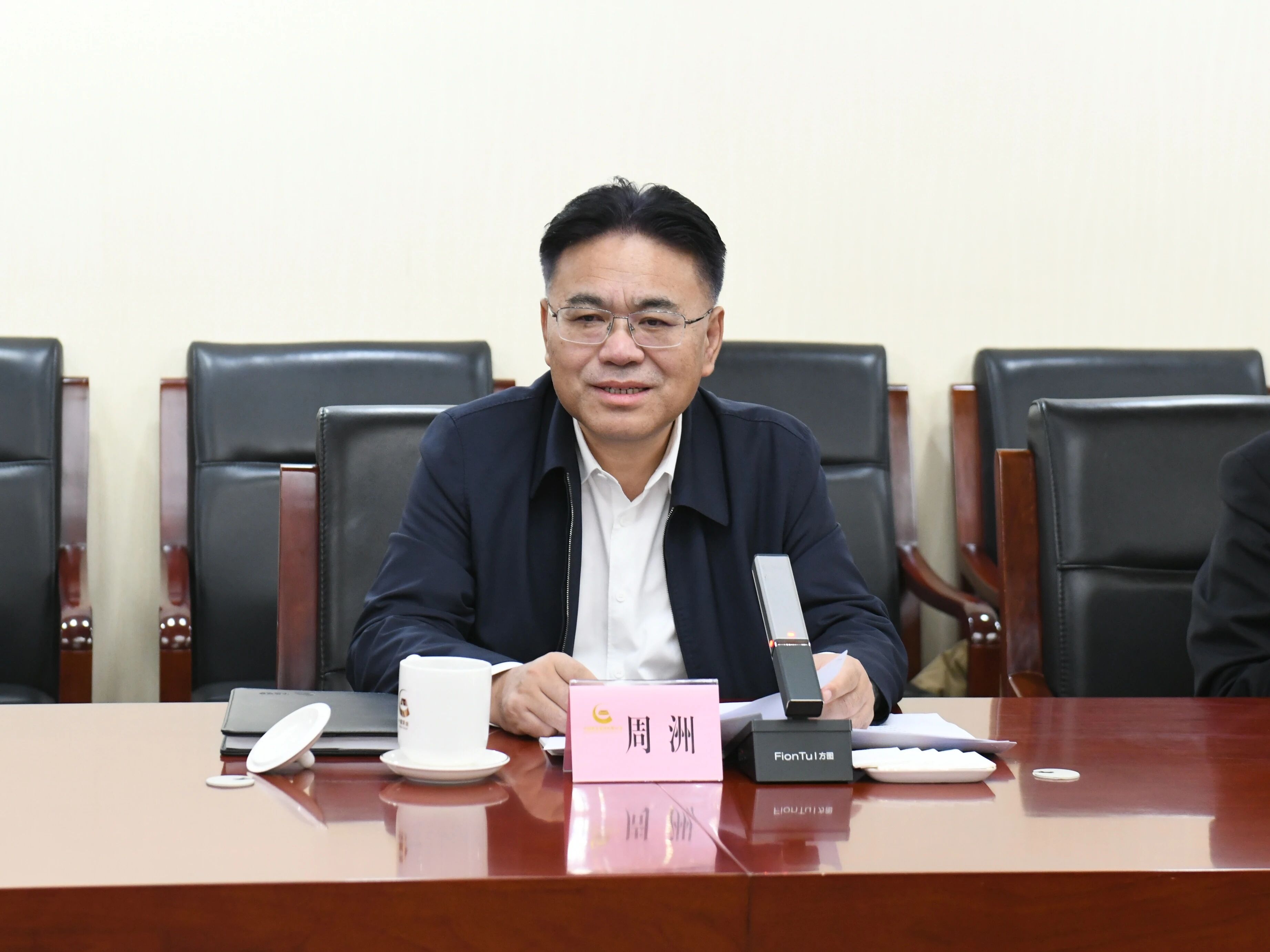 广州工控集团董事长景广军率米兰在线登录-米兰(中国)
智能团队到中国黄金集团拜访交流